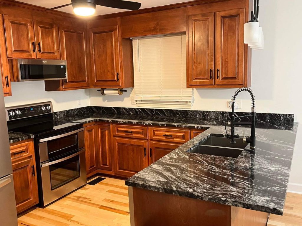 Silver Waves Countertops