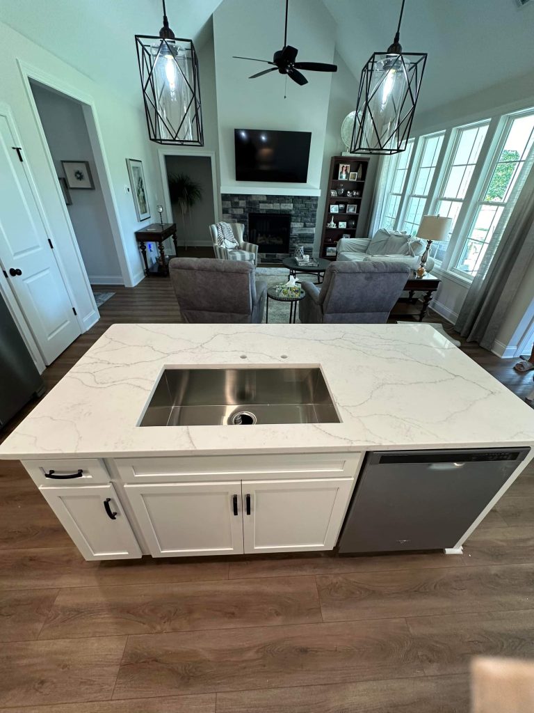 Calacatta Prado Quartz and Heirloom Gray Quartz