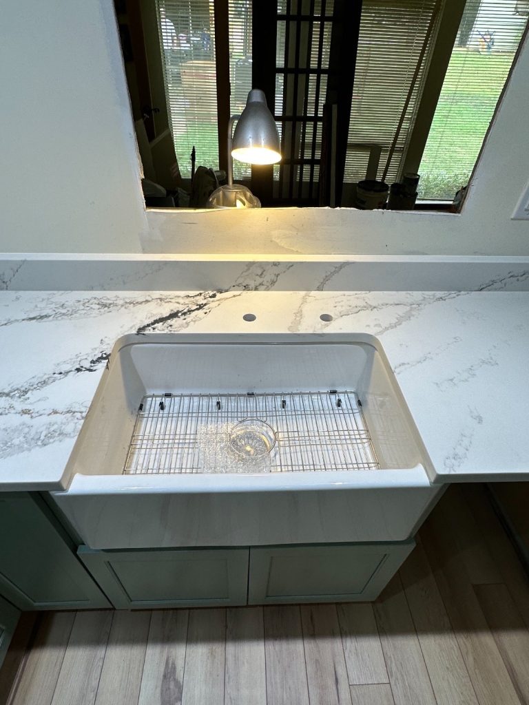 Calacatta Tesoro Quartz countertops