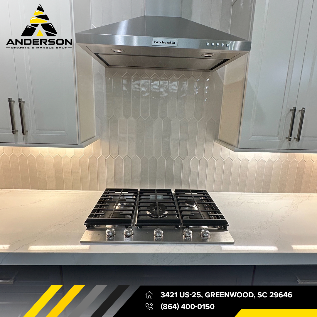 Countertop Colors That Make Kitchens Look Larger